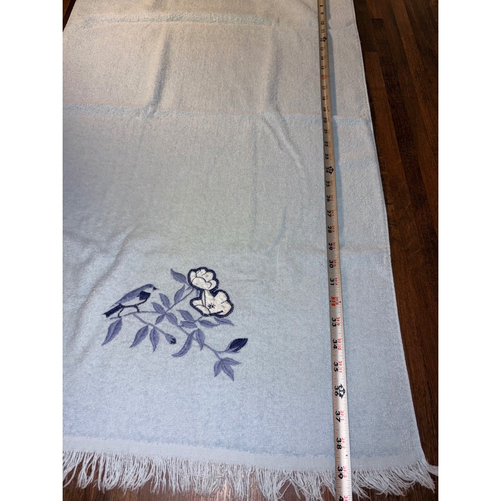 Vintage Style Blue Embroidered Bird and Floral Bath Towel with Fringe Hem - Picture 3 of 4